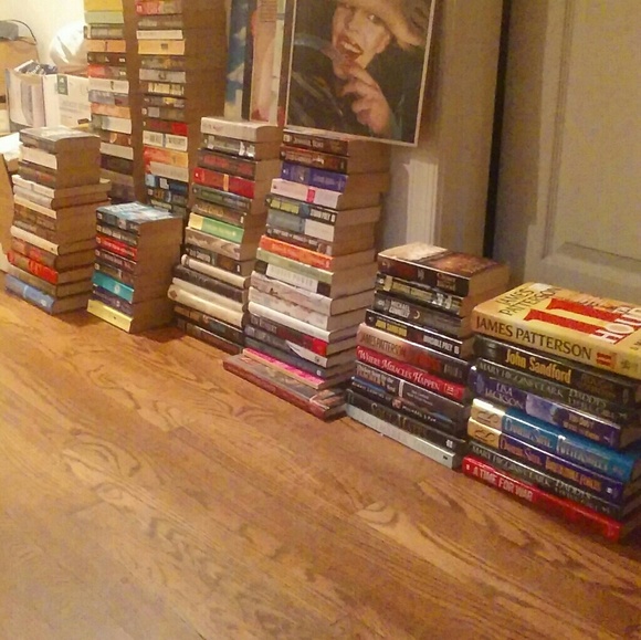 ✨PICTURES & ITEMS FOR MYSTERY BOXES✨ - Picture 4 of 8